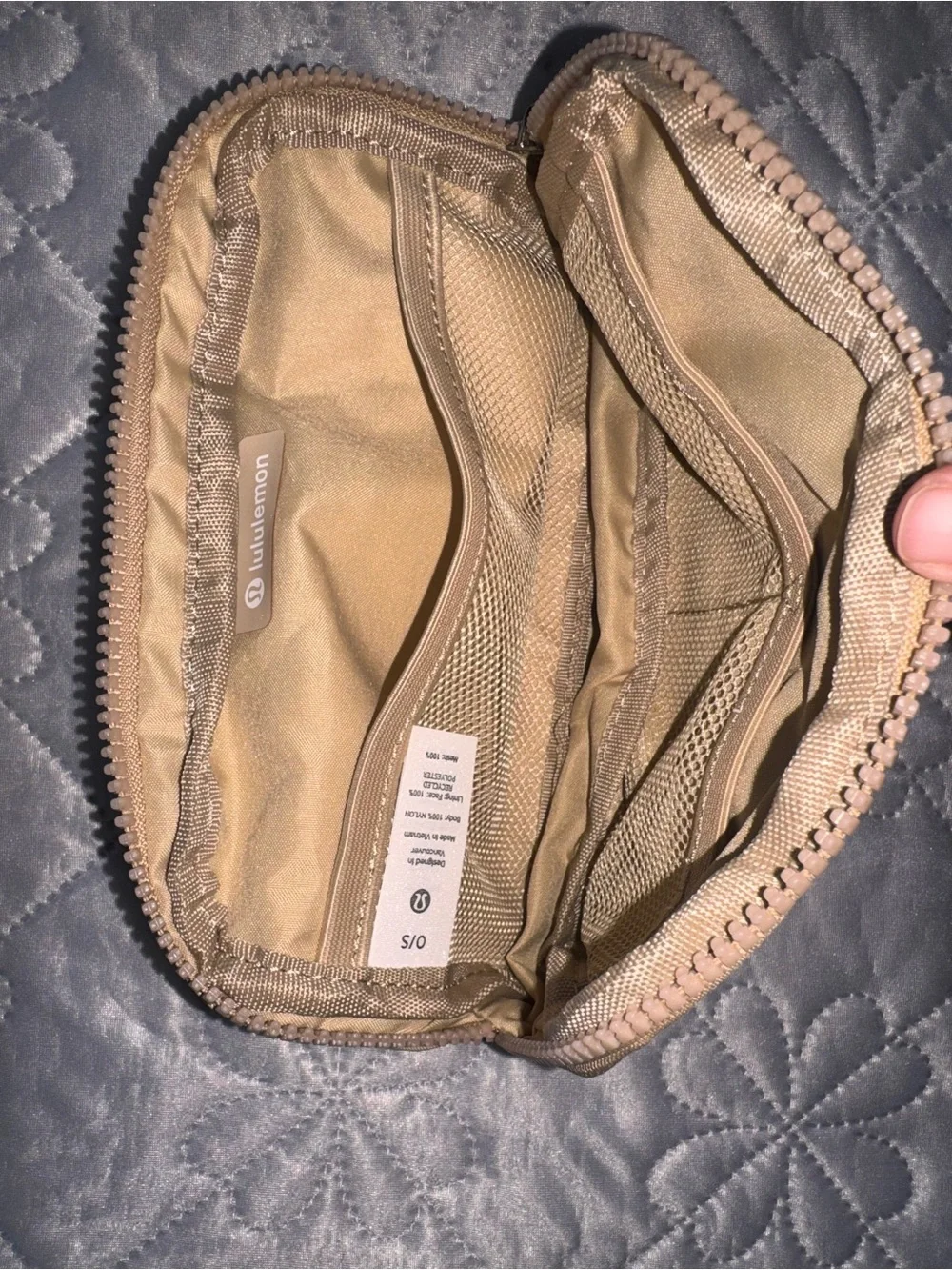 Lululemon everywhere belt bag in light tan